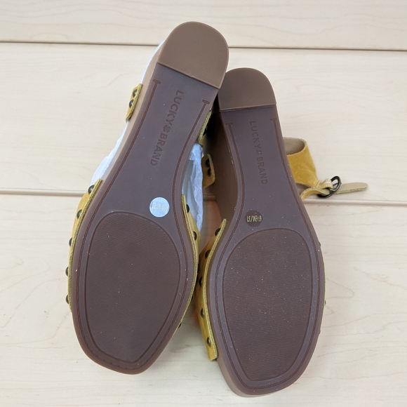 Lucky Brand | Yellow Zashti Heels - Picture 8 of 10